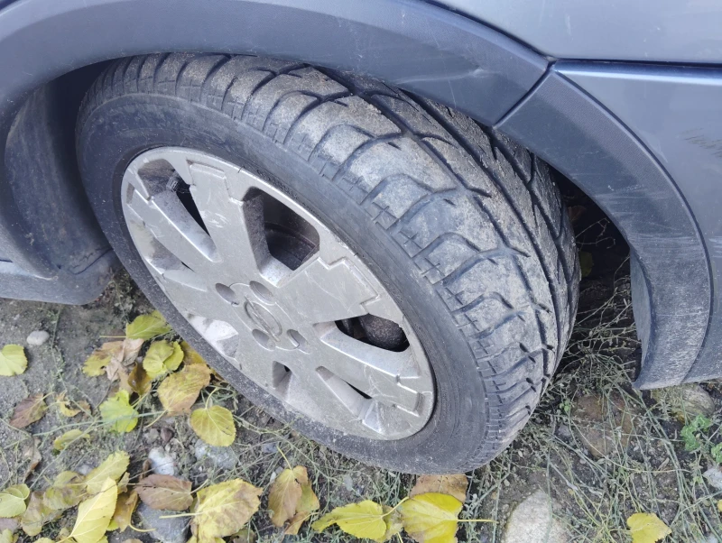 Opel Corsa, снимка 3 - Автомобили и джипове - 52387241