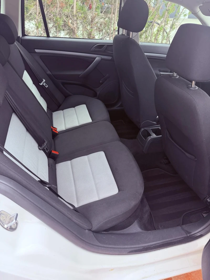 Skoda Octavia 1.6 Mpi старият мотор!!!, снимка 14 - Автомобили и джипове - 52939572