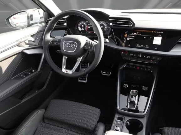 Audi A3 Sportback 35 TFSI = S-line = Гаранция, снимка 4 - Автомобили и джипове - 54372382