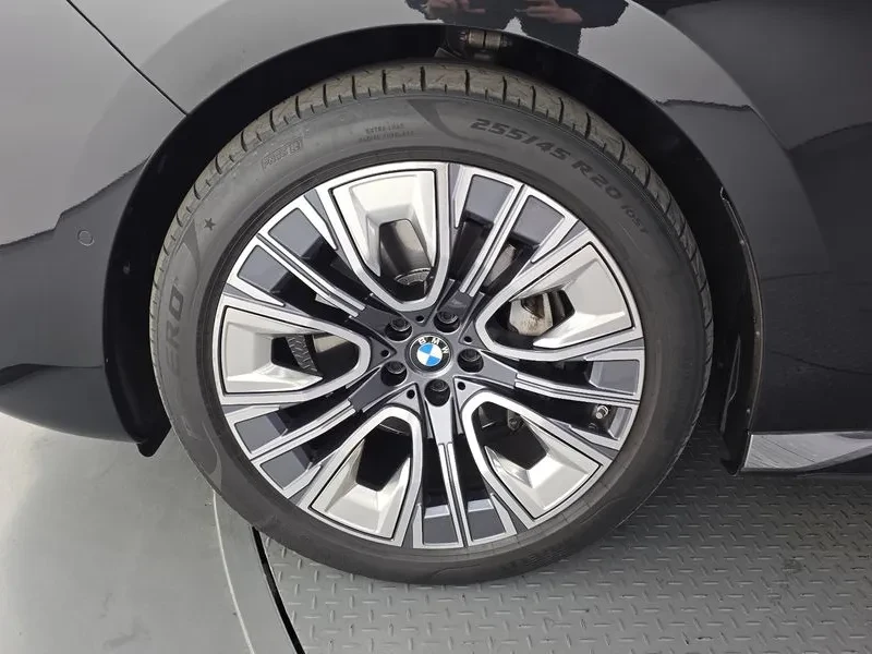 BMW 740 xDrive G70 Design Pure Excellence | Mobile.bg � ����������� 5