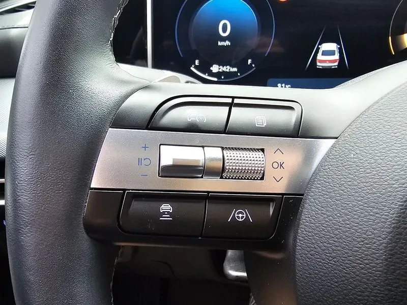 Hyundai Sonata 2.0 Lpg Business, снимка 16 - Автомобили и джипове - 55886456