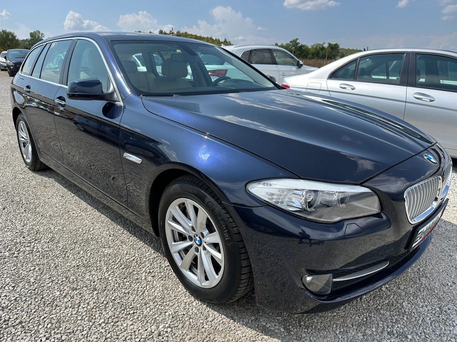 BMW 530 xDrive Distronic Panorama Keyless go  - изображение 2