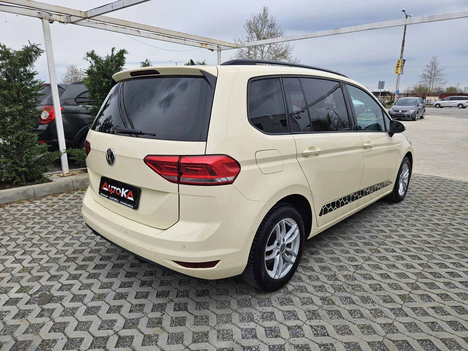 VW Touran 2.0TDI-116кс= АВТОМАТ= 7МЕСТА= 152.000км= СЕРВ.ИСТ - изображение 3