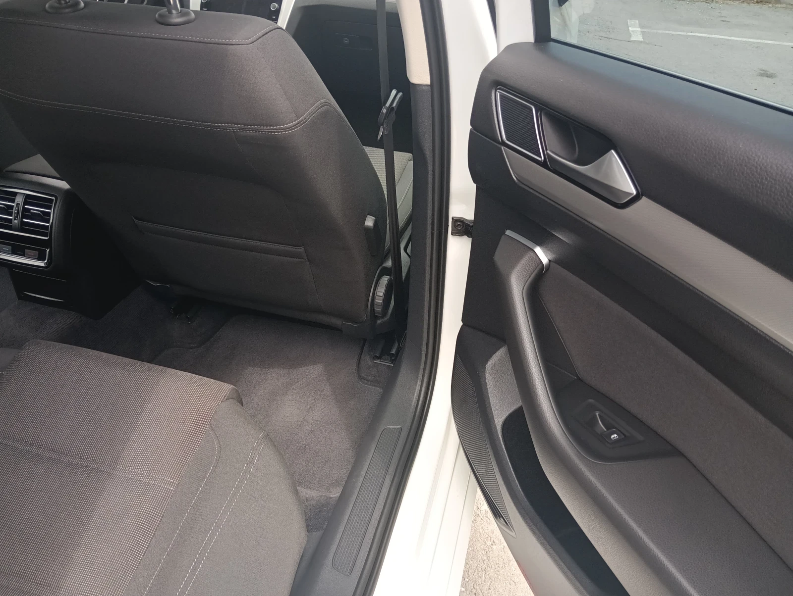 VW Passat В8 Comfort Line - изображение 10