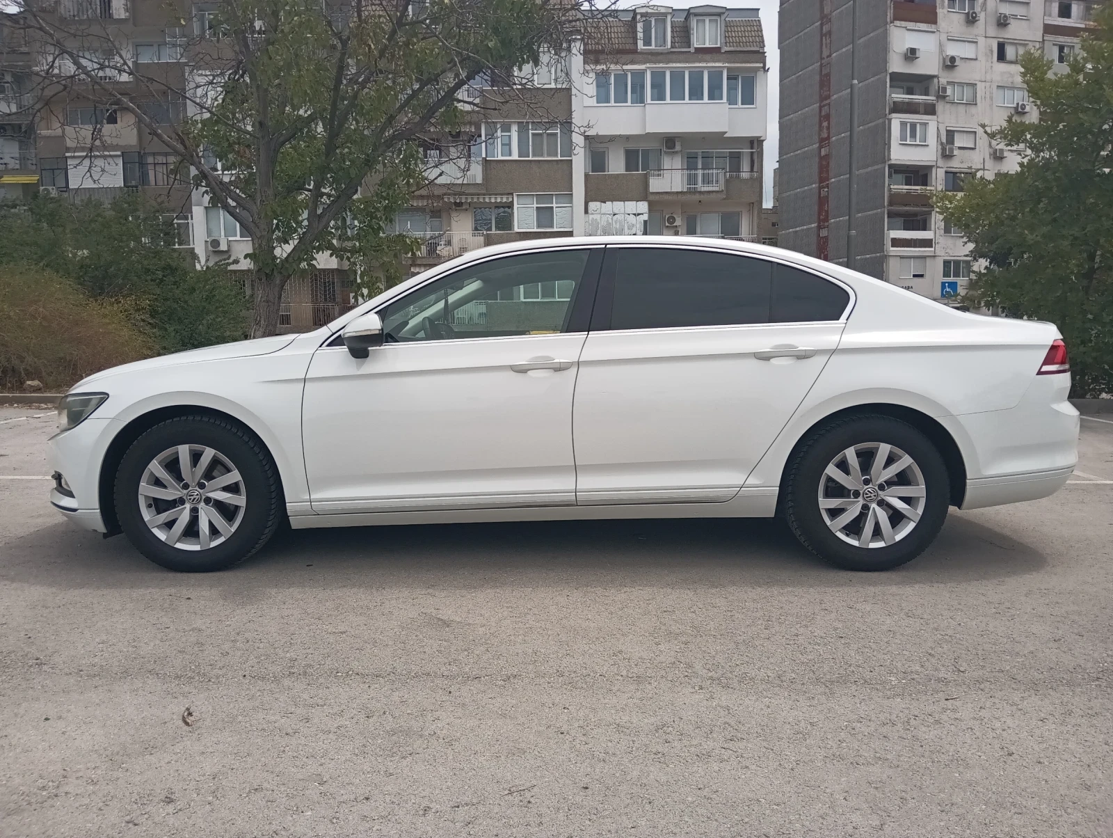 VW Passat В8 Comfort Line - изображение 6