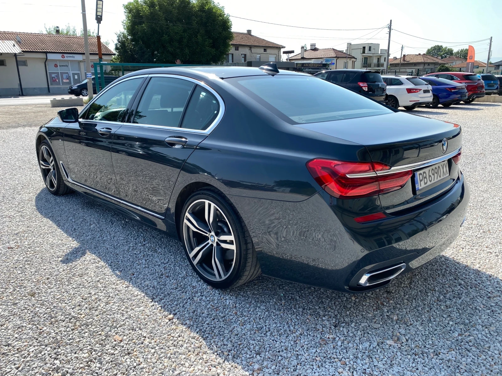 BMW 730 D 4х4 M-PERFORMANCE FULL ЕКСТРИ ОБСЛУЖЕН - изображение 6