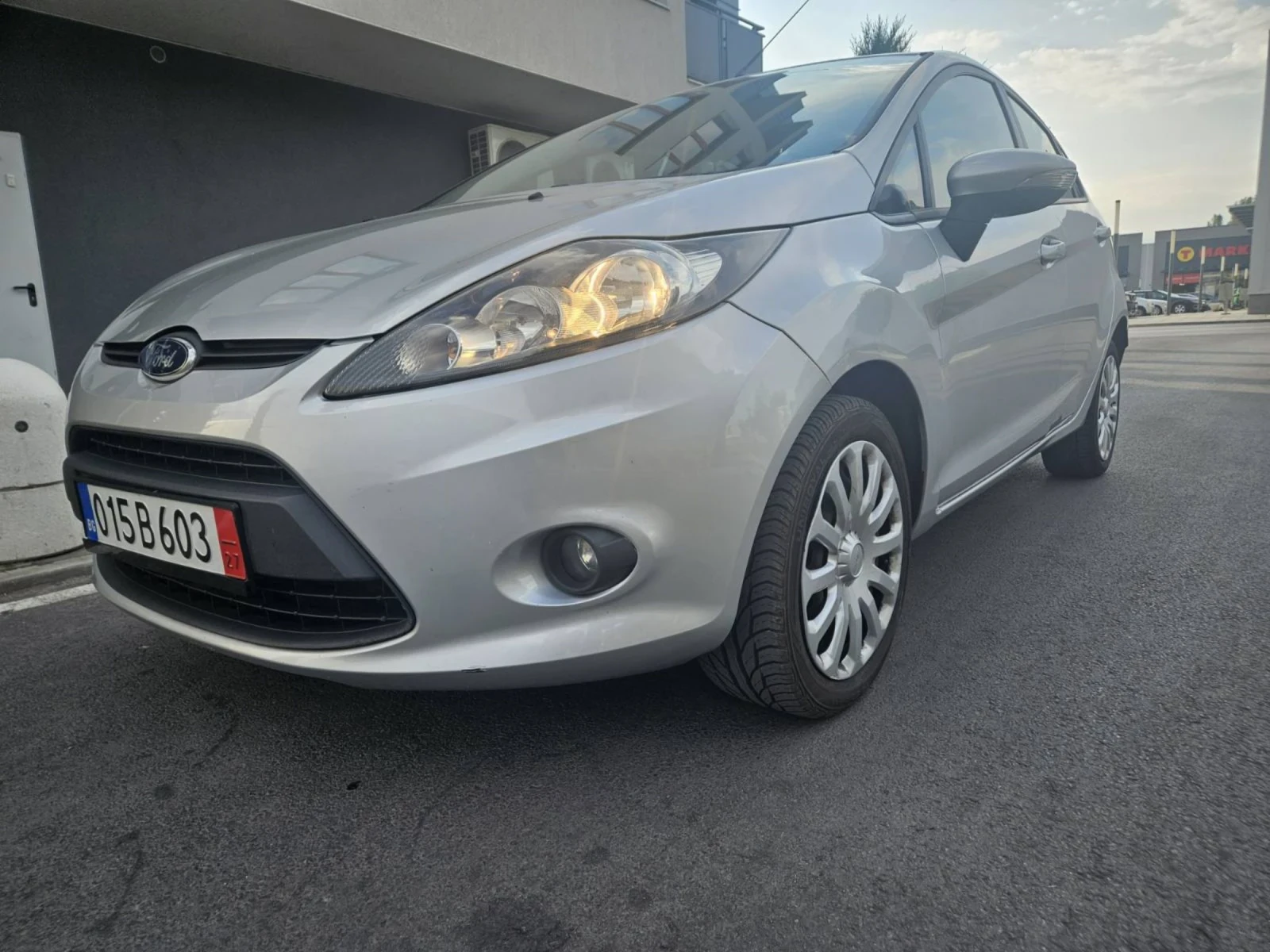 Ford Fiesta 1.4 БЕНЗИН /ГАЗ  - изображение 2