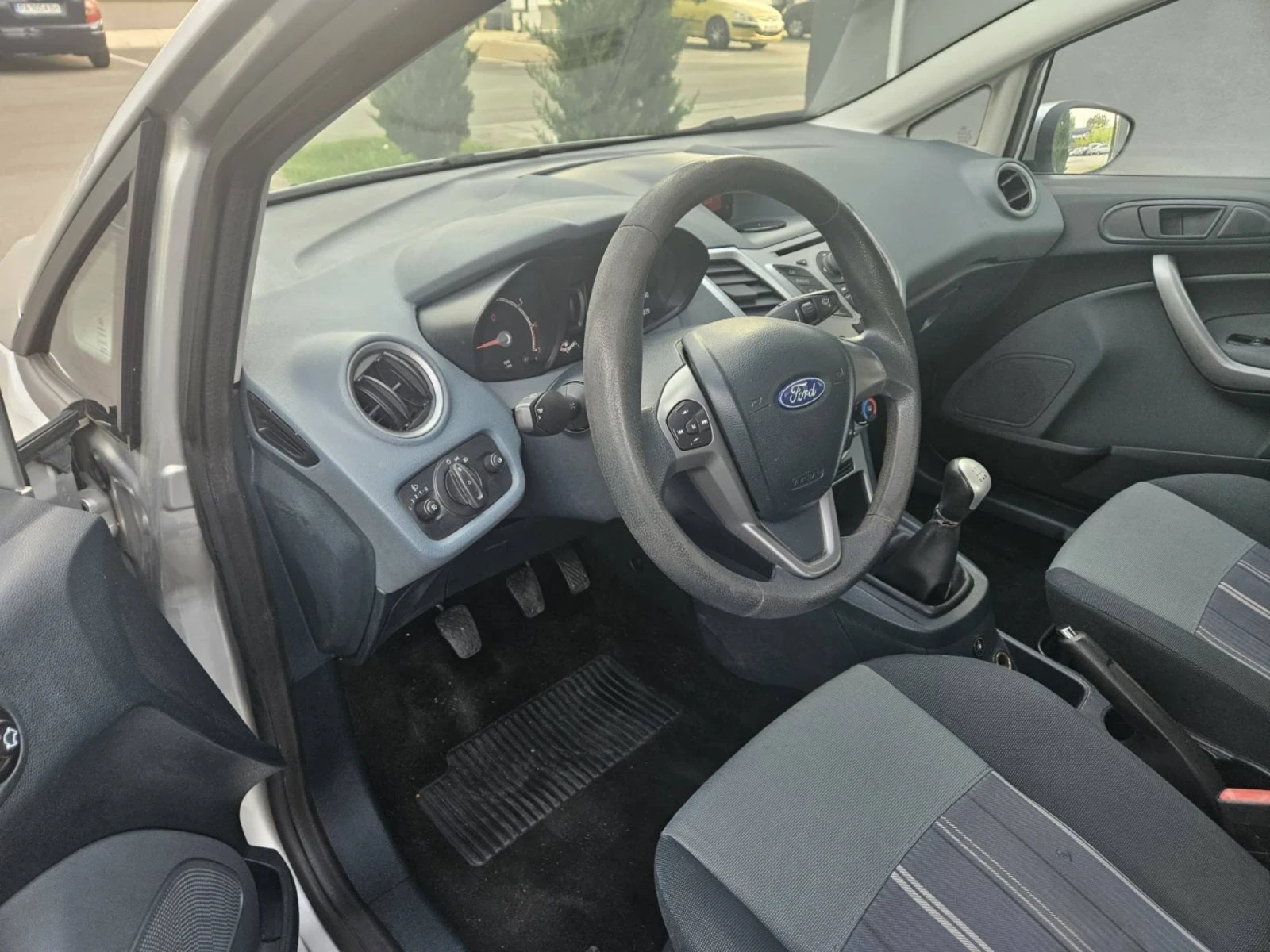 Ford Fiesta 1.4 БЕНЗИН /ГАЗ  - изображение 9