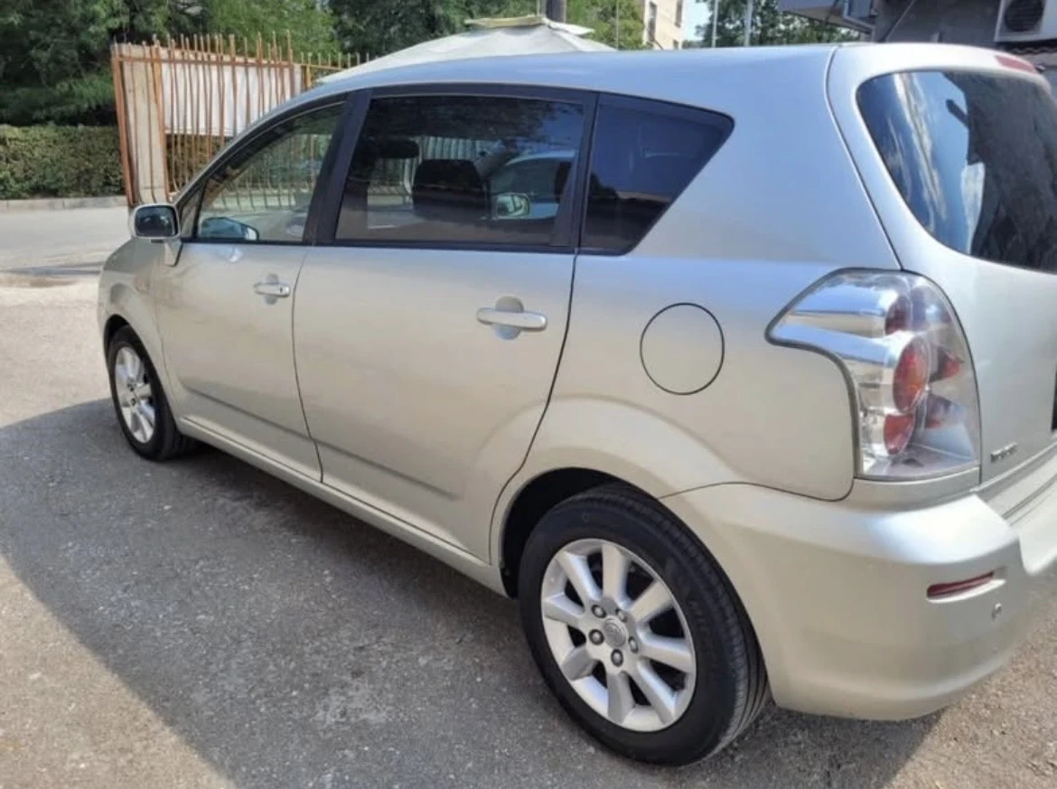 Toyota Corolla verso 2.2d 136  | Mobile.bg   3