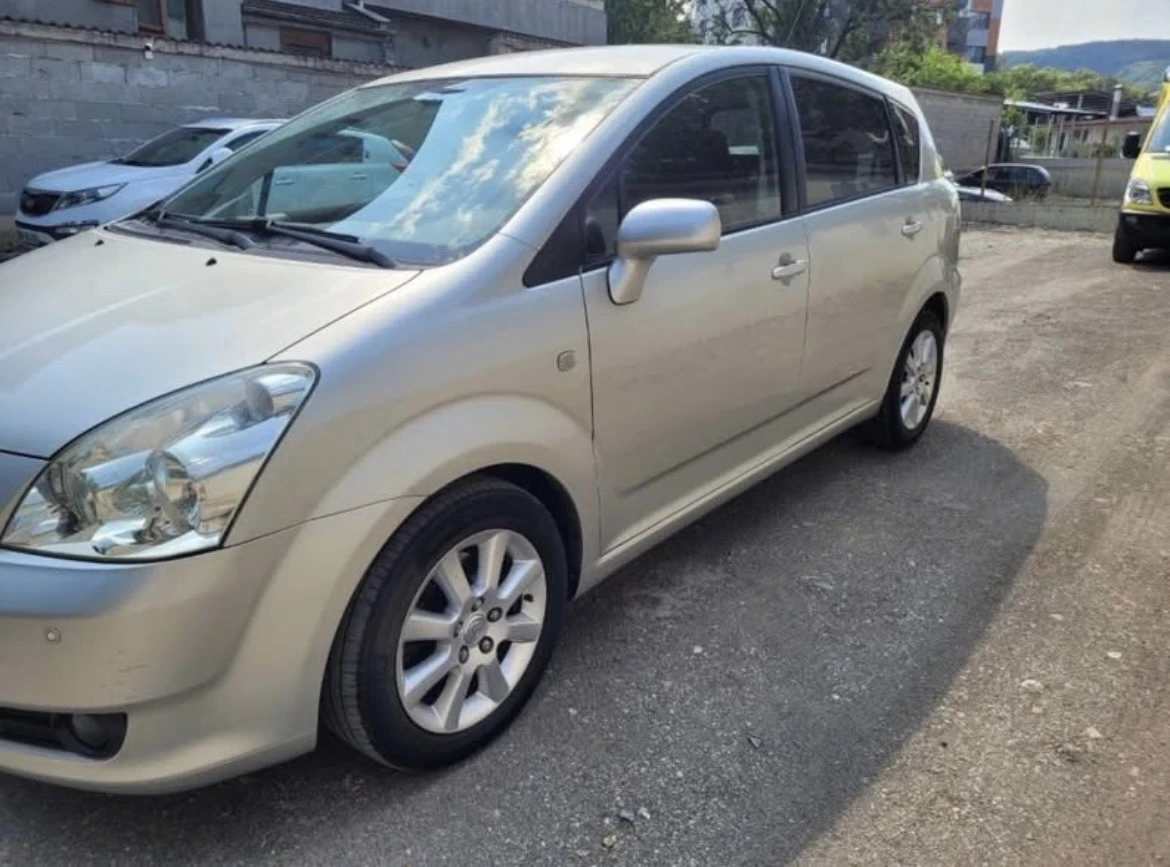 Toyota Corolla verso 2.2d 136  | Mobile.bg   2