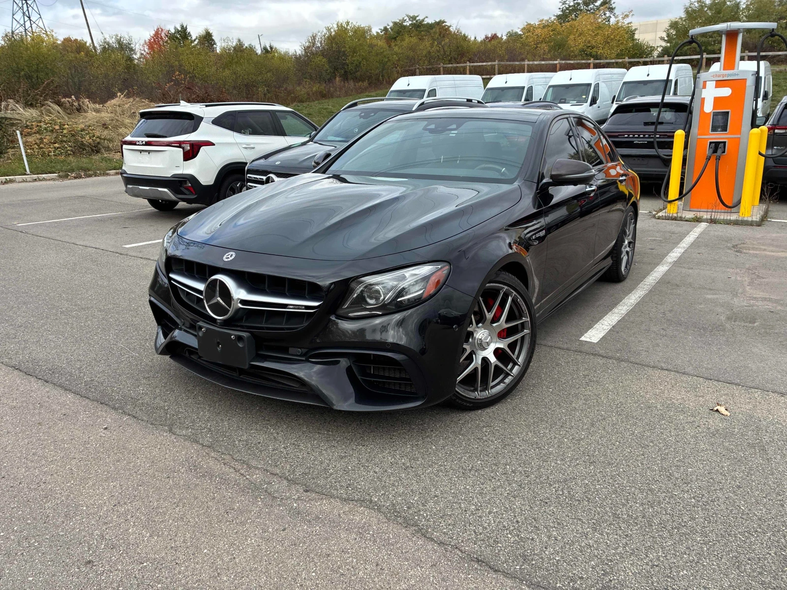 Mercedes-Benz E 63 AMG S* CARFAX * БЕЗ ПЪРВОНАЧАЛНА ВНОСКА - изображение 2