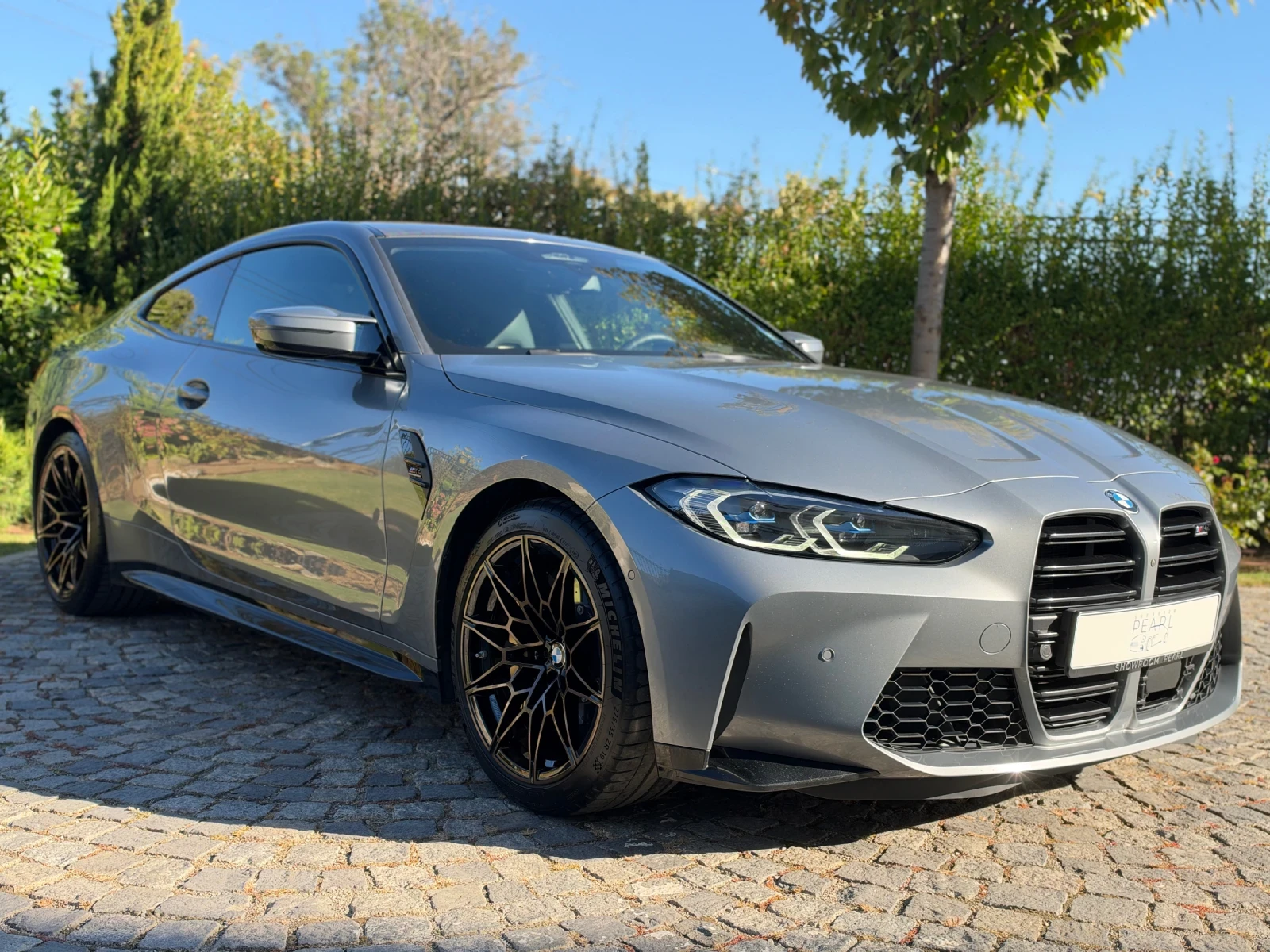 BMW M4 xDrive Competition CarbonKeramik Laser Keyless 360, снимка 3 - Автомобили и джипове - 52801068