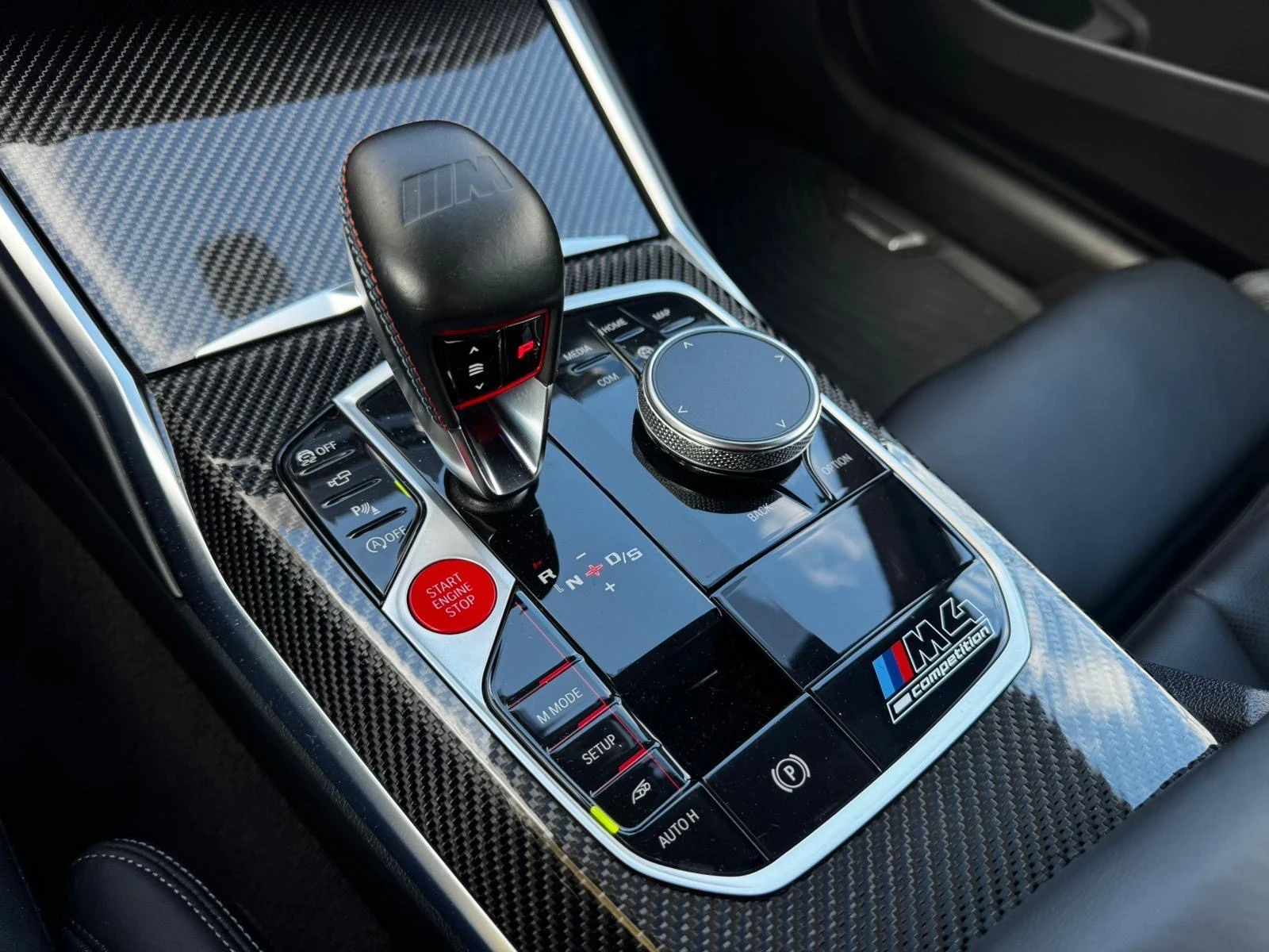 BMW M4 xDrive Competition CarbonKeramik Laser Keyless 360, снимка 13 - Автомобили и джипове - 52801068