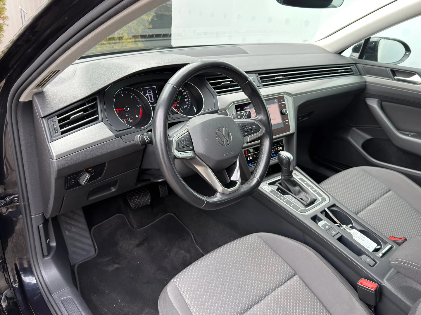 VW Passat Business 2.0 TDI SCR DSG | Mobile.bg � ����������� 9