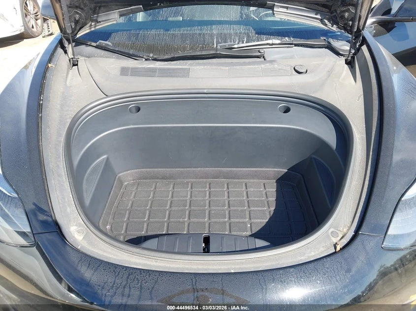 Tesla Model 3 Rear-Wheel Drive, снимка 10 - Автомобили и джипове - 54423021