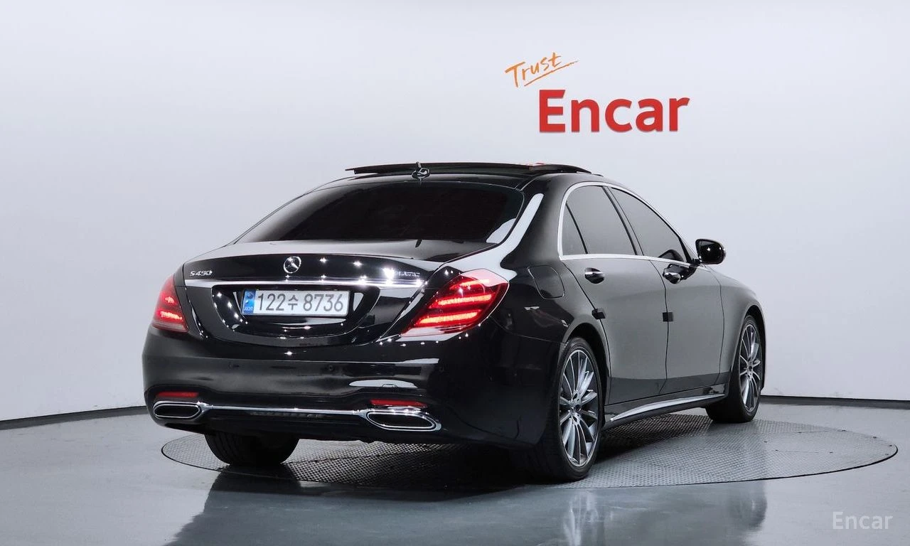 Mercedes-Benz S 350 FACE* LONG* ЕКРАНИ* 360* 4 ОБДУХВАНИЯ И ПОДГРЕВИ* , снимка 2 - Автомобили и джипове - 54488096