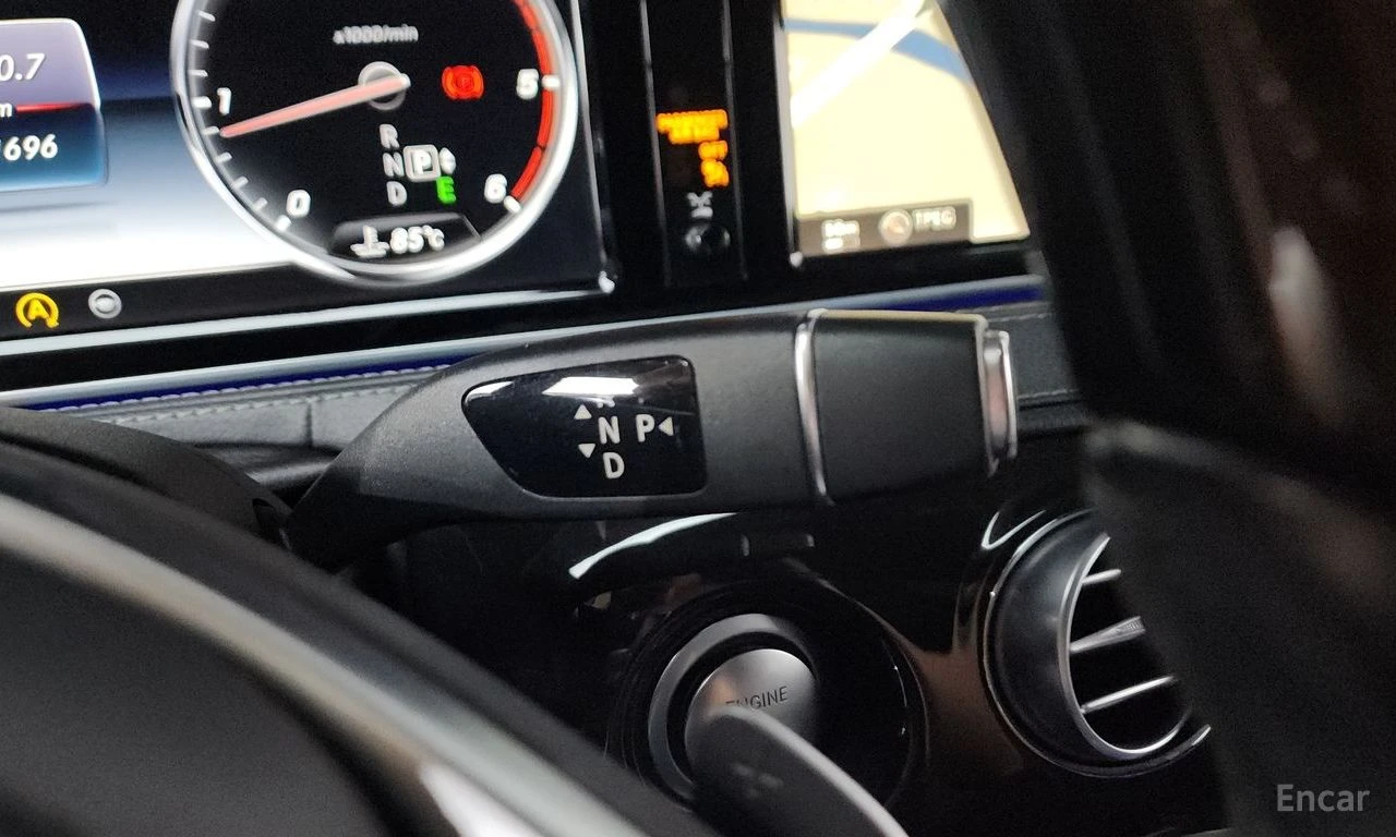 Mercedes-Benz S 350 FACE* LONG* ЕКРАНИ* 360* 4 ОБДУХВАНИЯ И ПОДГРЕВИ* , снимка 9 - Автомобили и джипове - 54488096
