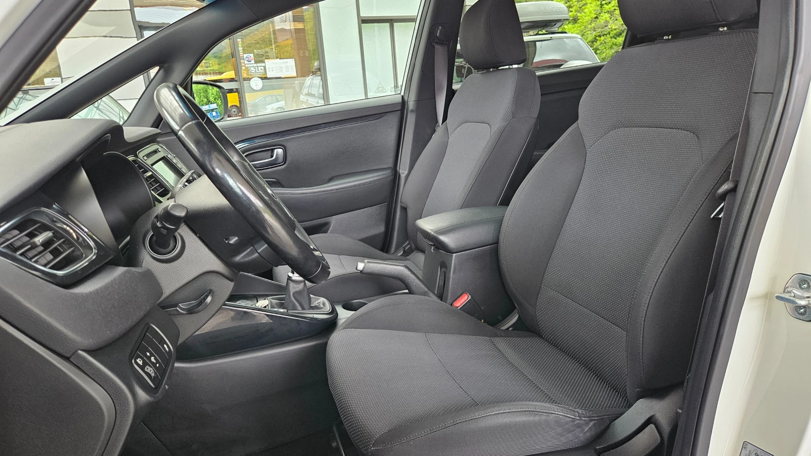 Kia Carens 1.7 Navig/Panorama/Top Sustoqnie | Mobile.bg � ����������� 10
