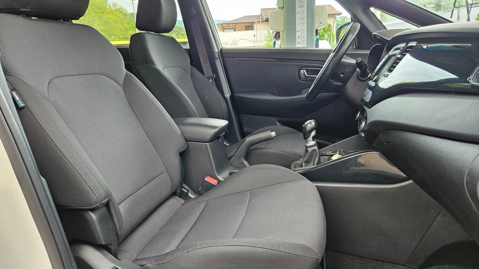Kia Carens 1.7 Navig/Panorama/Top Sustoqnie | Mobile.bg � ����������� 11