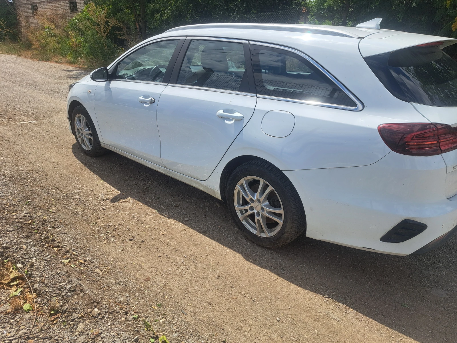 Kia Ceed 1.5 ��������� | Mobile.bg � ����������� 9