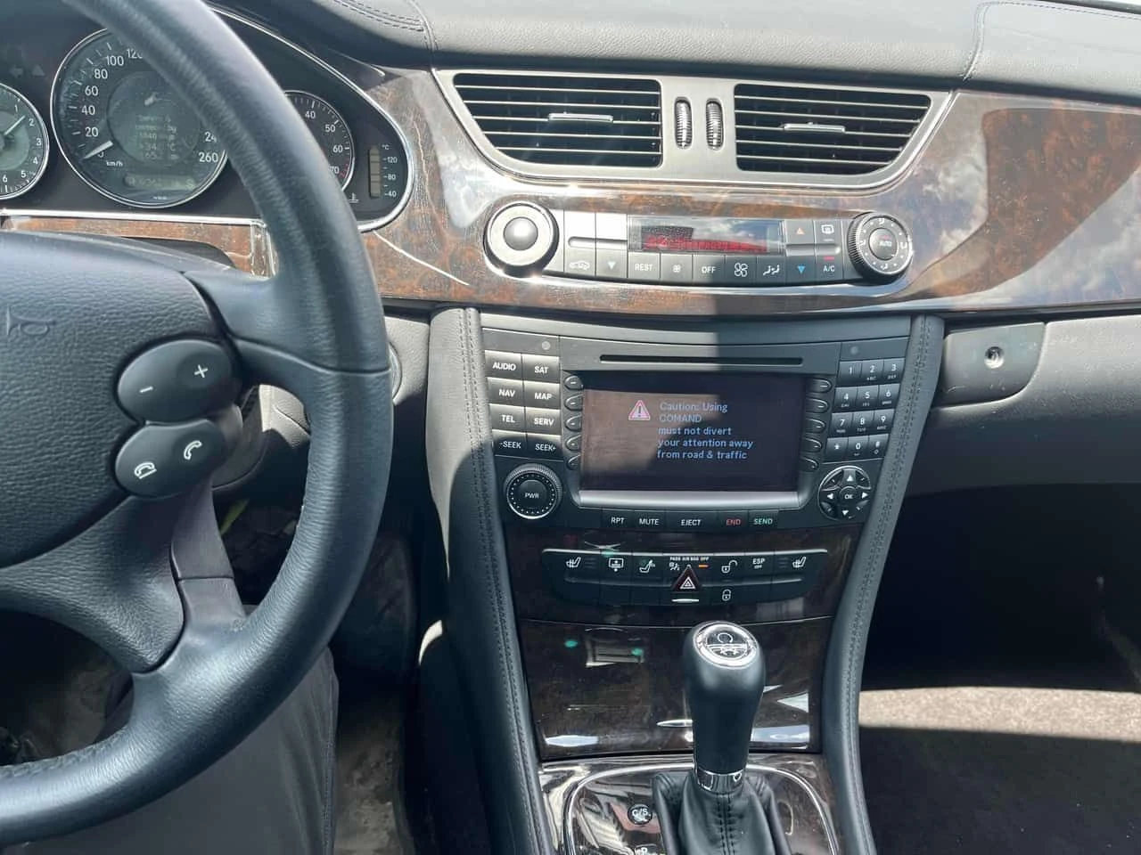 Mercedes-Benz CLS * 5.5L * АВТОКРЕДИТ БЕЗ ПЪРВОНАЧАЛНА ВНОСКА* , снимка 9 - Автомобили и джипове - 55229026