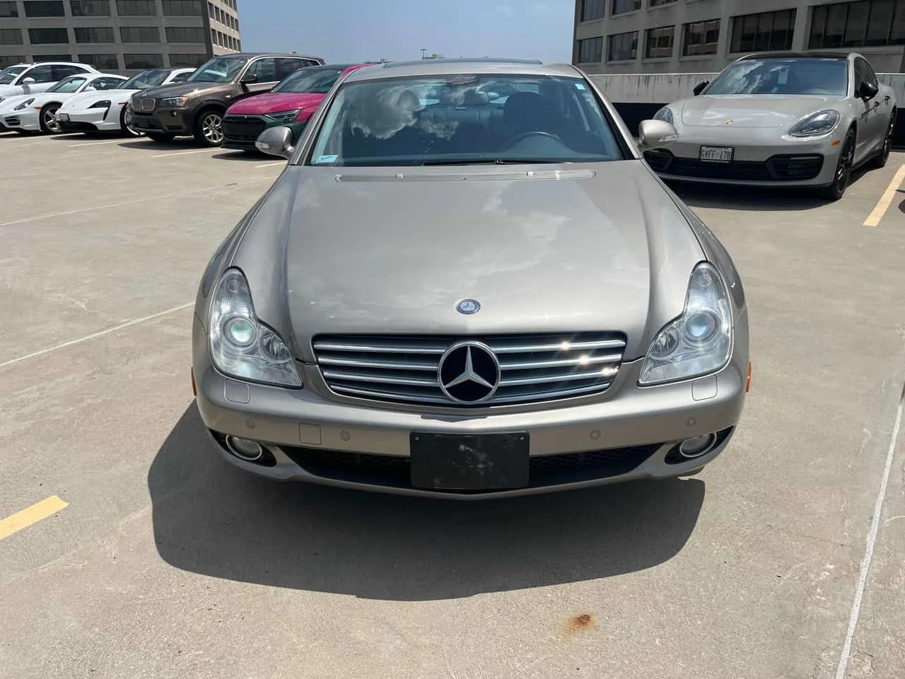 Mercedes-Benz CLS * 5.5L * АВТОКРЕДИТ БЕЗ ПЪРВОНАЧАЛНА ВНОСКА* , снимка 6 - Автомобили и джипове - 55229026