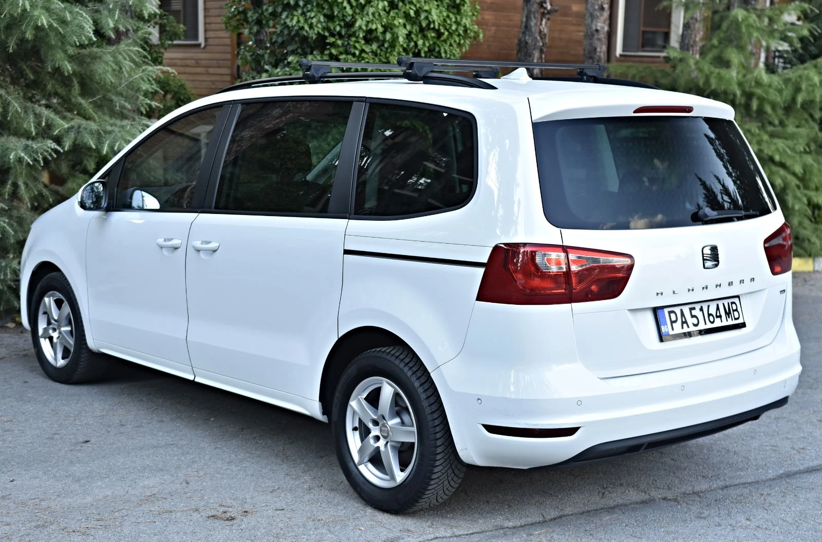 Seat Alhambra, снимка 6 - Автомобили и джипове - 55383133