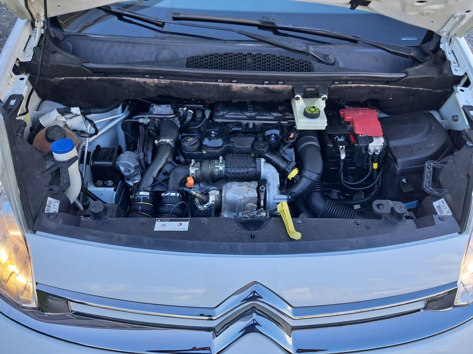 Citroen Berlingo 1.6 HDI EURO 5B, снимка 10 - Автомобили и джипове - 55419002