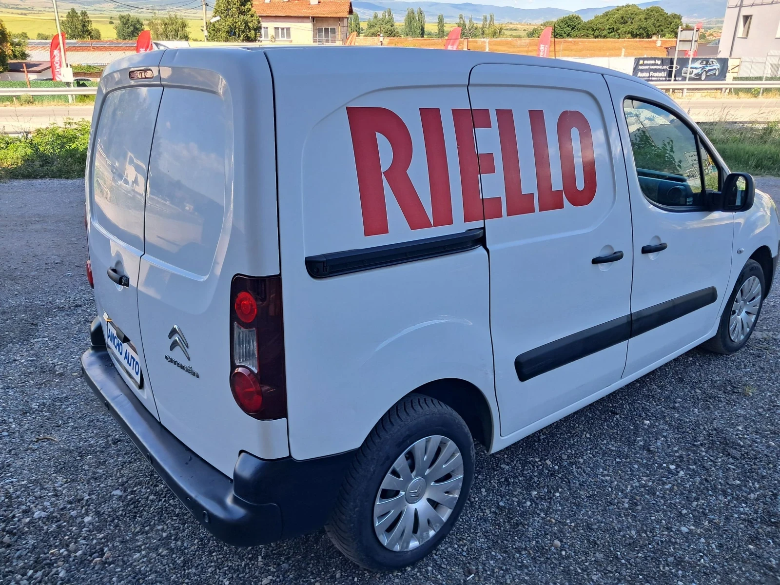 Citroen Berlingo 1.6 HDI EURO 5B, снимка 3 - Автомобили и джипове - 55419002