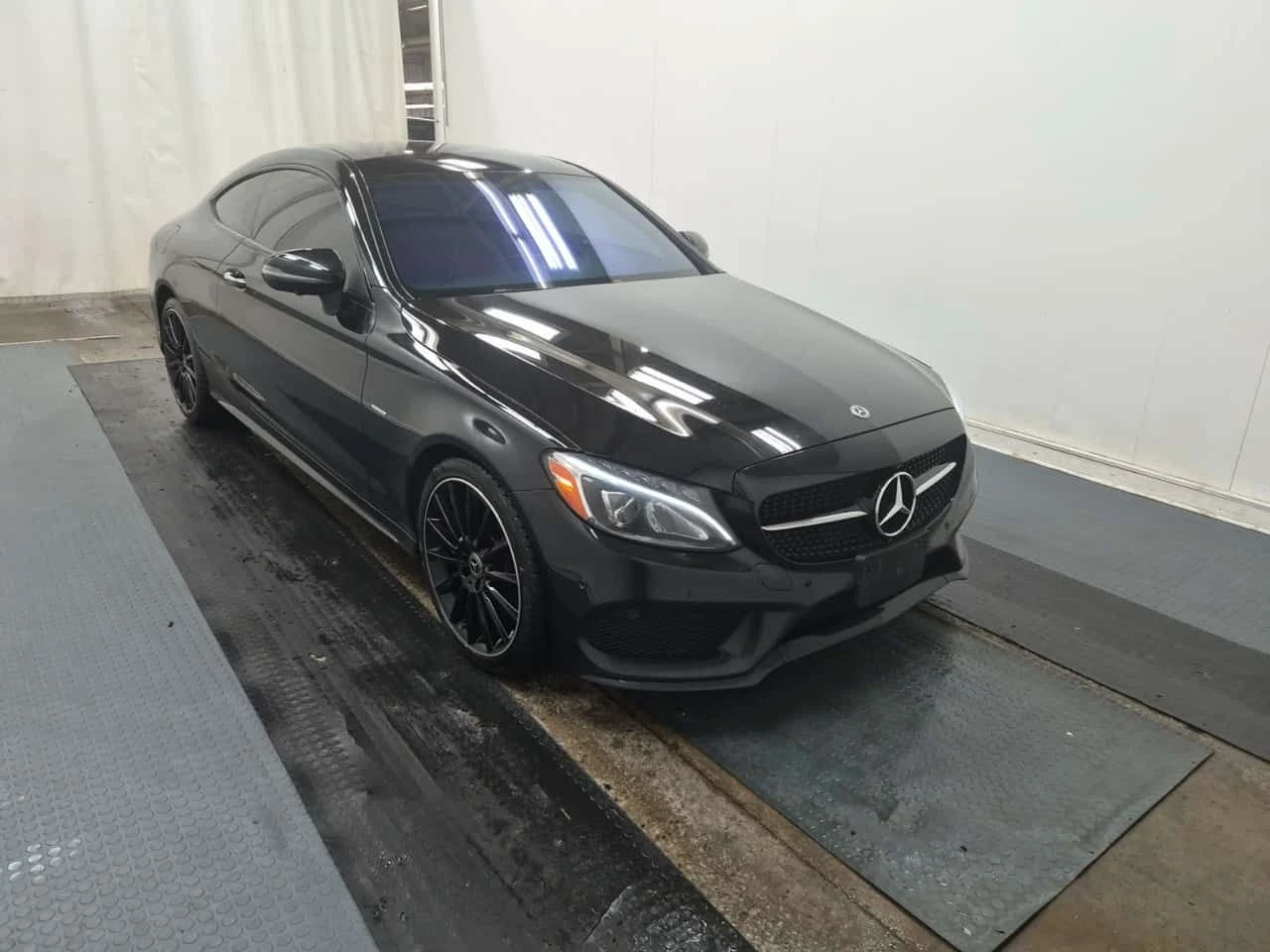 Mercedes-Benz C 300 * CARFAX * ЦЕНА ДО БГ, снимка 2 - Автомобили и джипове - 55616591