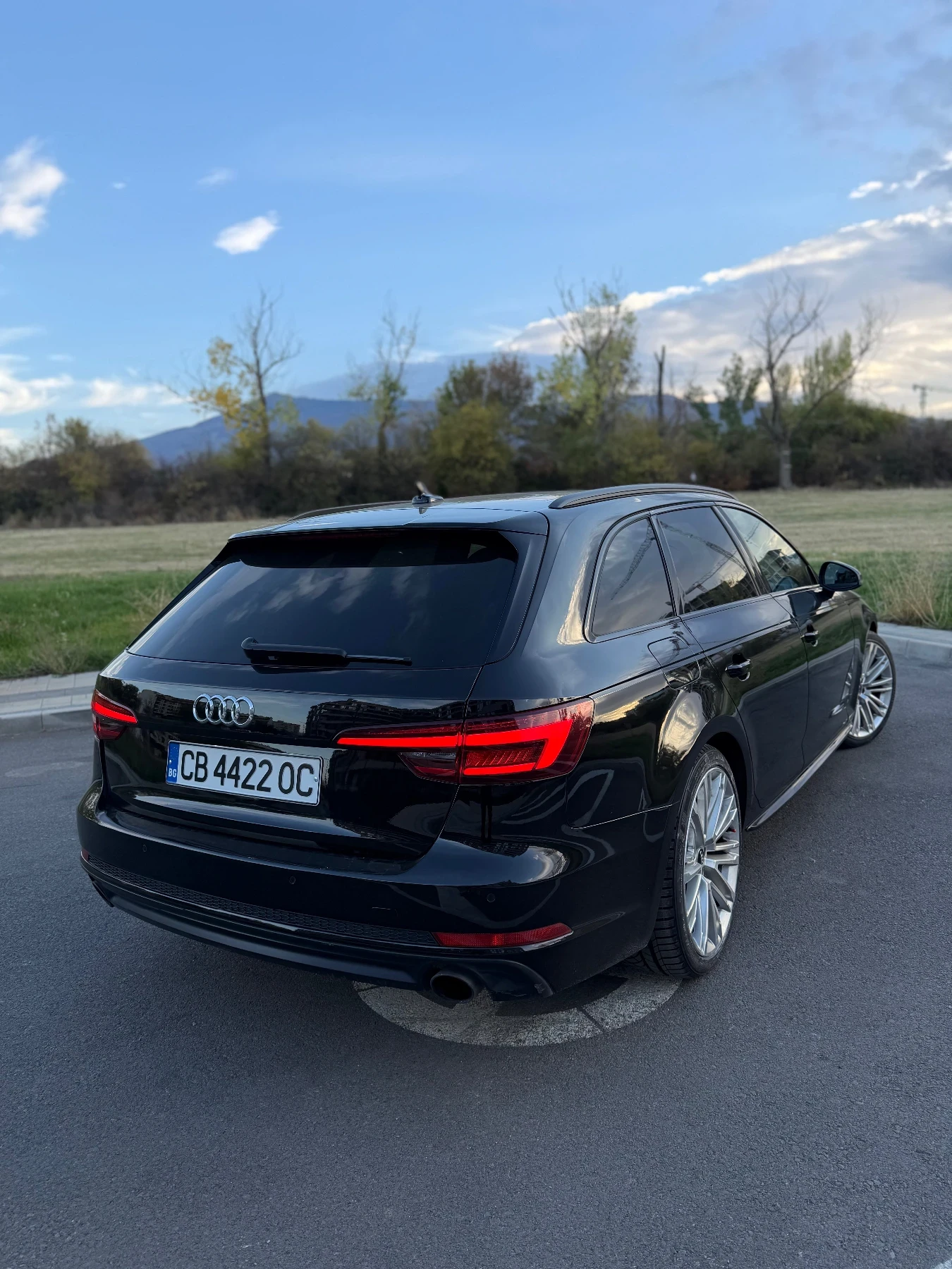 Audi A4, снимка 5 - Автомобили и джипове - 56599595