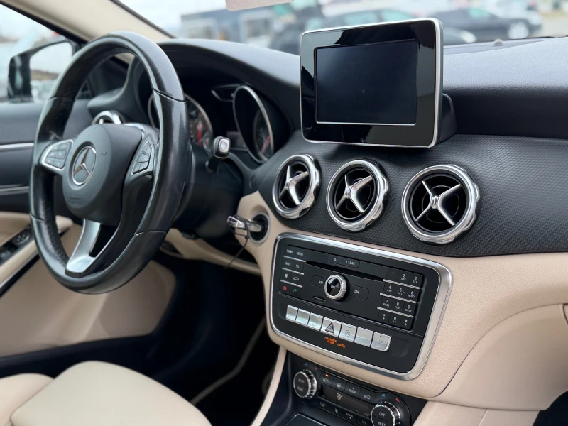 Mercedes-Benz GLA 200 * 101 ХИЛЯДИ* 4X4* NAVI* ИТАЛИЯ* ЕURO 6* , снимка 12 - Автомобили и джипове - 52572189