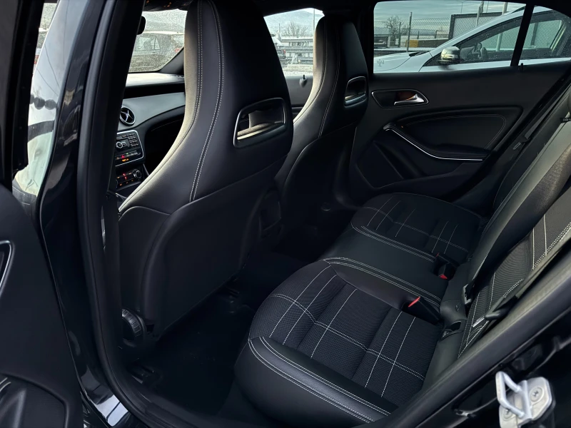 Mercedes-Benz GLA 200 ОТЛИЧНО СЪСТОЯНИЕ, снимка 7 - Автомобили и джипове - 53054415