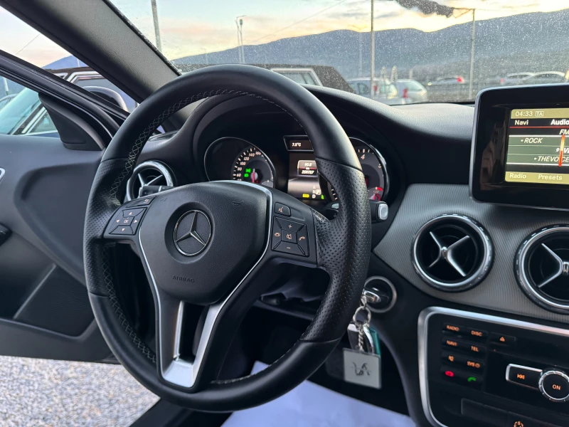 Mercedes-Benz GLA 200 ОТЛИЧНО СЪСТОЯНИЕ, снимка 11 - Автомобили и джипове - 53054415