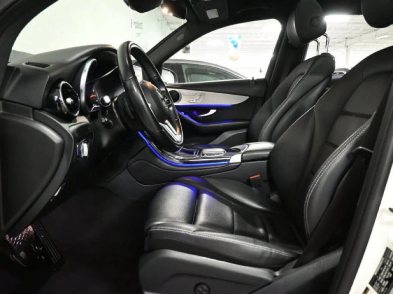 Mercedes-Benz GLC GLC 300 SUV 4MATIC* АвтоКредит* (Цена до БГ) , снимка 8 - Автомобили и джипове - 53376462