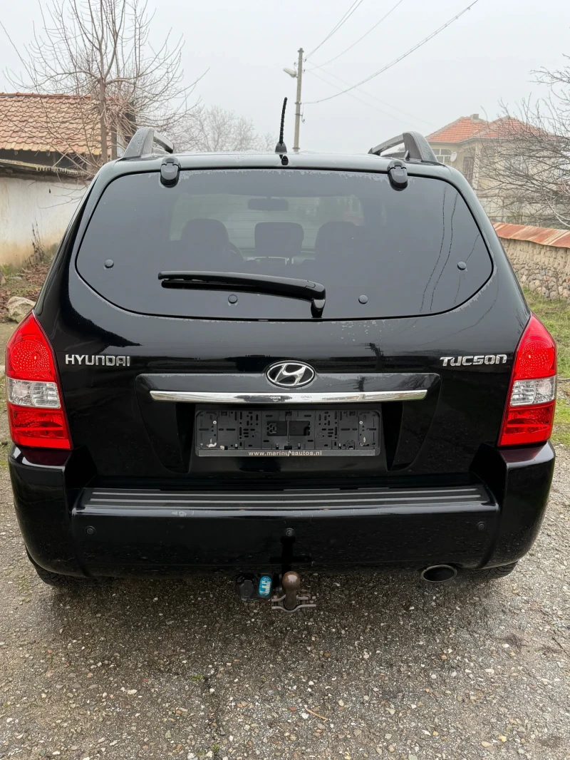 Hyundai Tucson, снимка 4 - Автомобили и джипове - 53511197