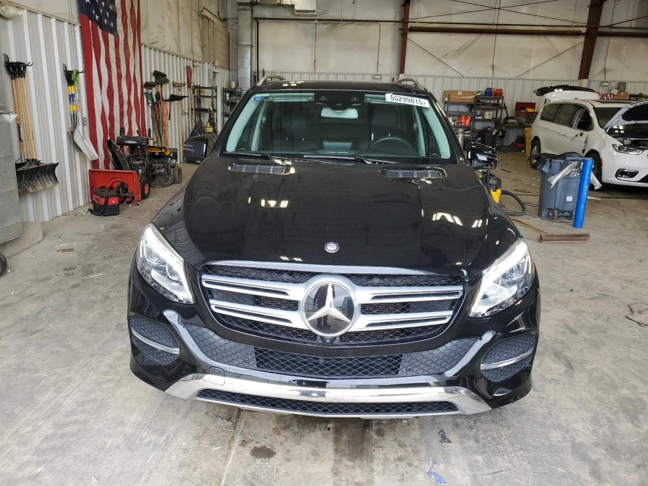 Mercedes-Benz GLE 350 4MATIC  - изображение 2