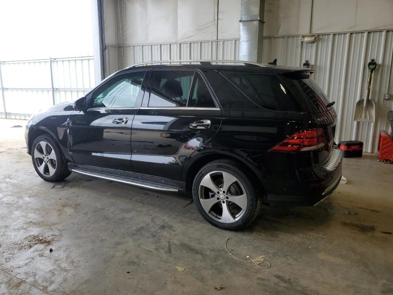 Mercedes-Benz GLE 350 4MATIC  - изображение 4