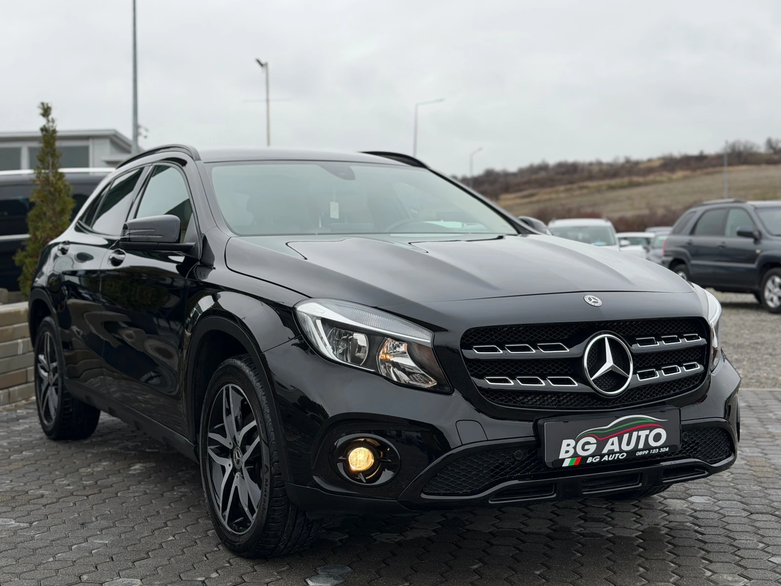 Mercedes-Benz GLA 200 * 101 ХИЛЯДИ* 4X4* NAVI* ИТАЛИЯ* ЕURO 6*  - изображение 3
