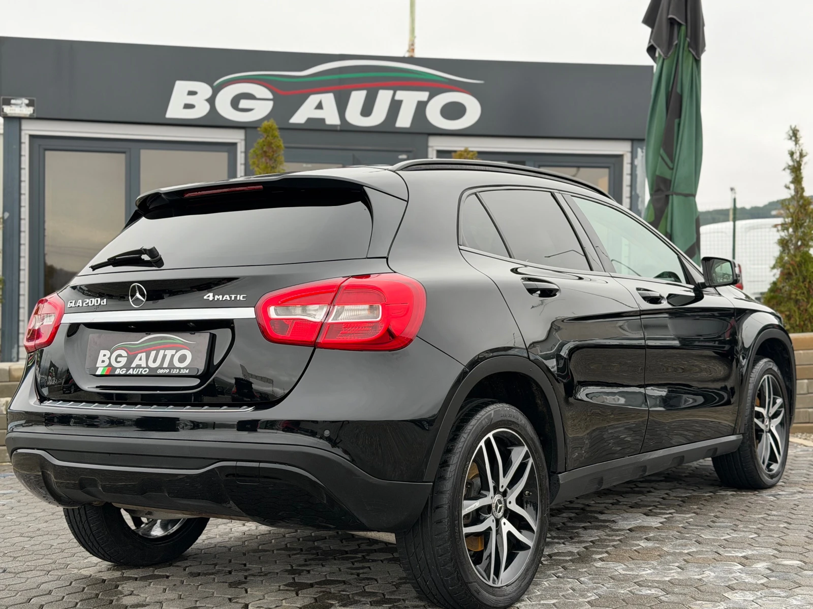 Mercedes-Benz GLA 200 * 101 ХИЛЯДИ* 4X4* NAVI* ИТАЛИЯ* ЕURO 6*  - изображение 4