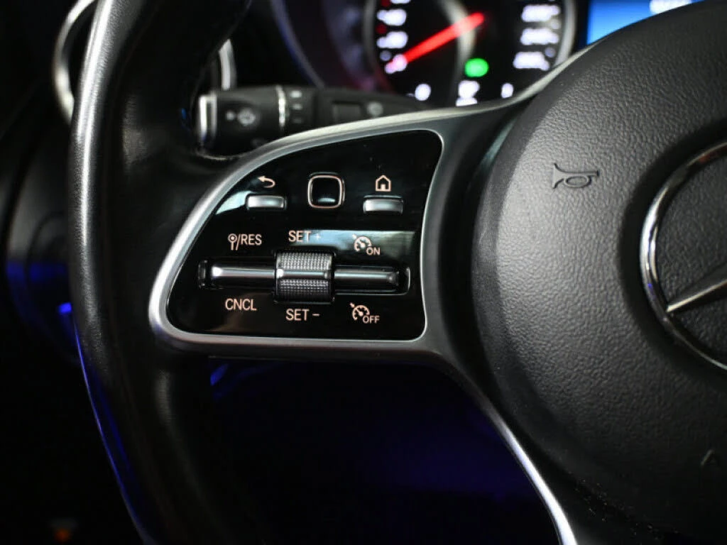 Mercedes-Benz GLC GLC 300 SUV 4MATIC* АвтоКредит* (Цена до БГ)  - изображение 6