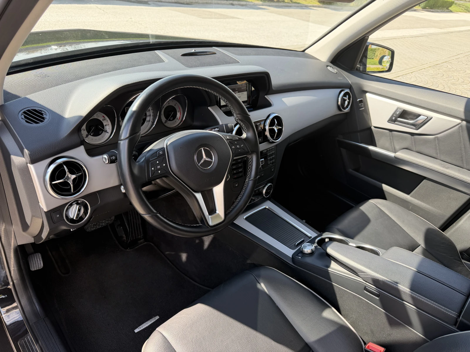 Mercedes-Benz GLK 220d, снимка 9 - Автомобили и джипове - 54056702