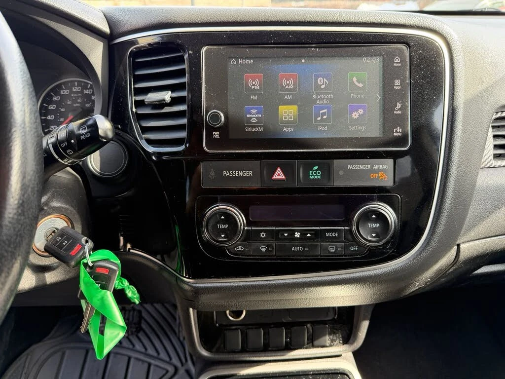 Mitsubishi Outlander ES* S-AWC* КАМЕРА, снимка 12 - Автомобили и джипове - 54340165