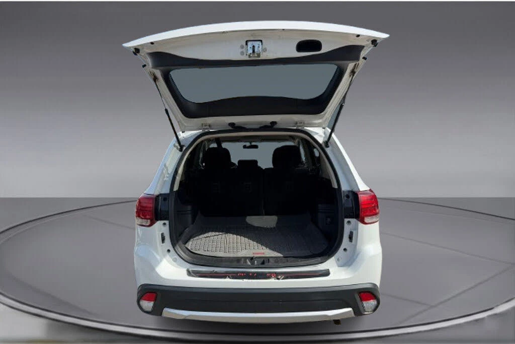 Mitsubishi Outlander ES* S-AWC* КАМЕРА, снимка 7 - Автомобили и джипове - 54340165