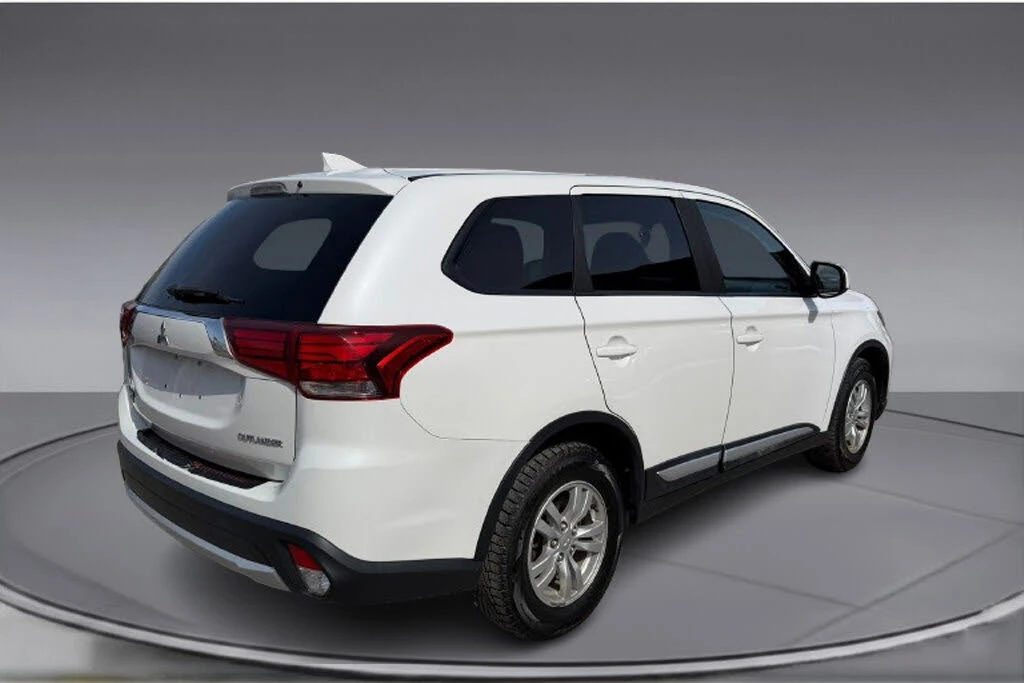 Mitsubishi Outlander ES* S-AWC* КАМЕРА, снимка 4 - Автомобили и джипове - 54340165