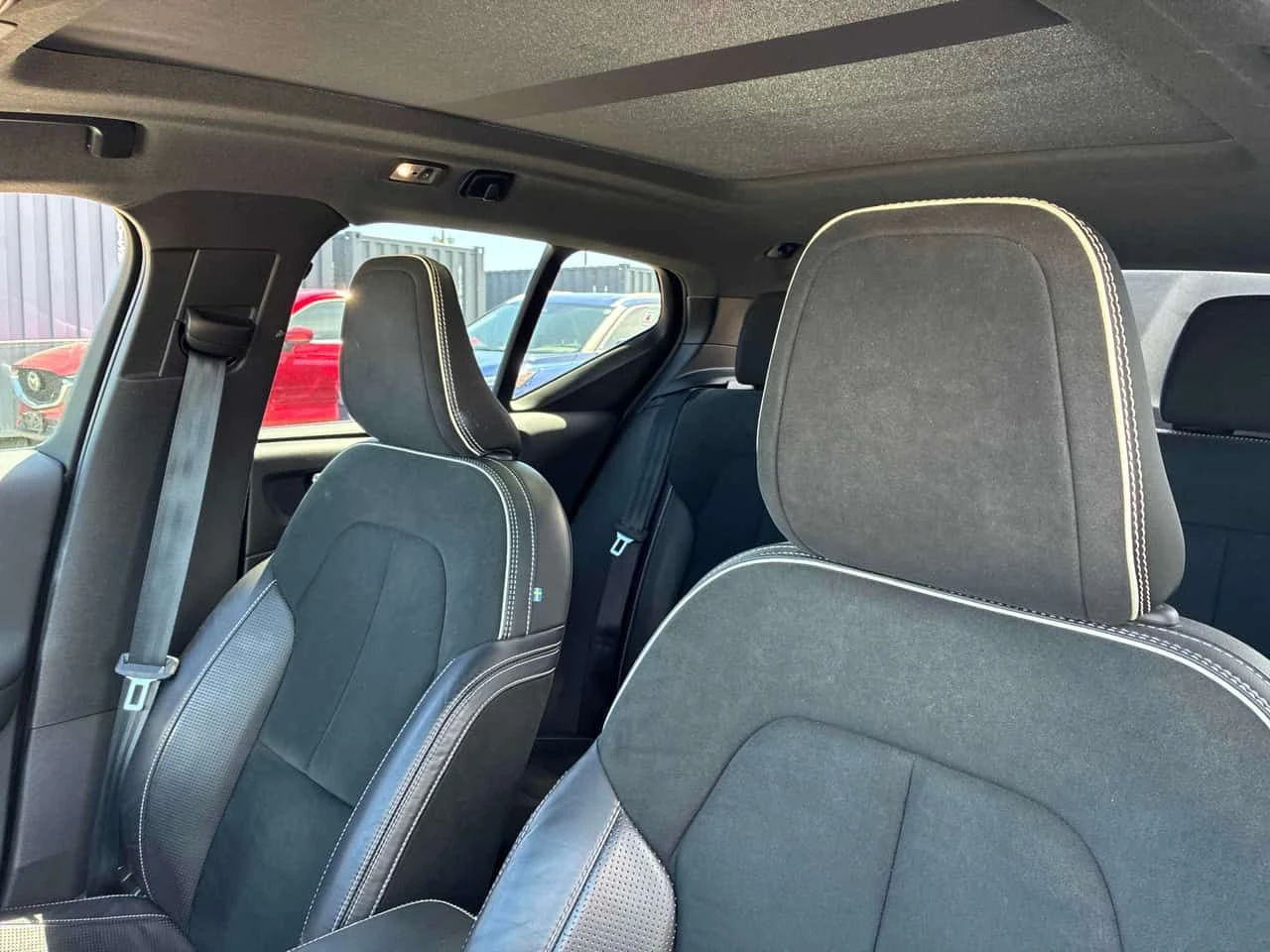 Volvo XC40 R Design  CARFAX | Mobile.bg � ����������� 11