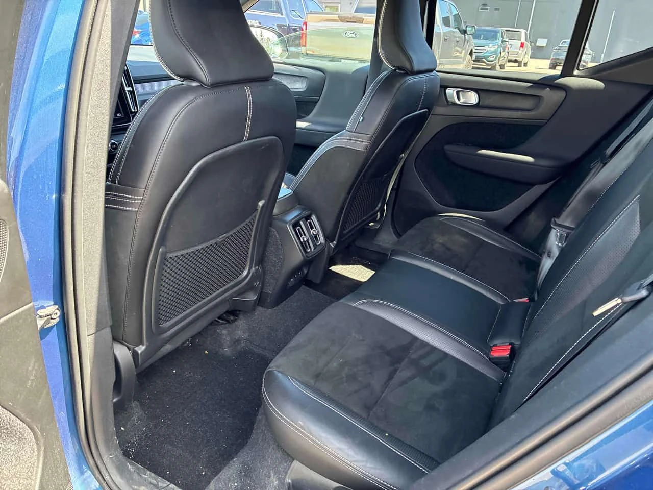 Volvo XC40 R Design  CARFAX | Mobile.bg � ����������� 13