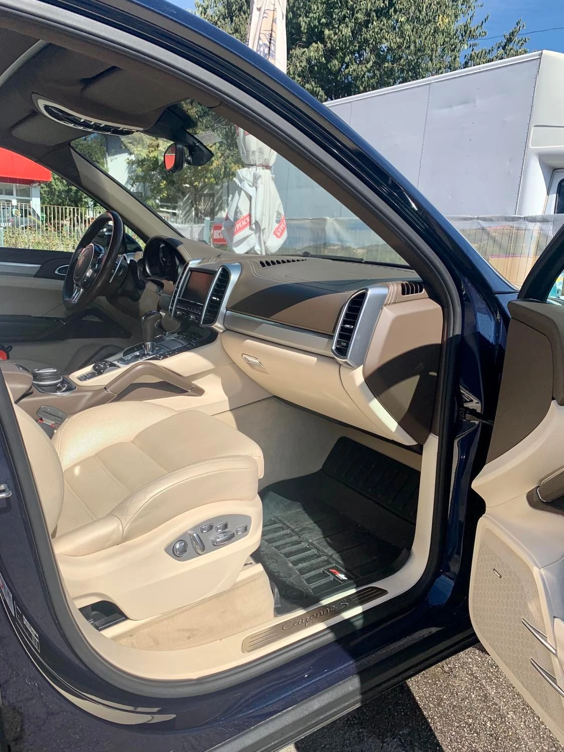 Porsche Cayenne HIBRID, снимка 10 - Автомобили и джипове - 54550775