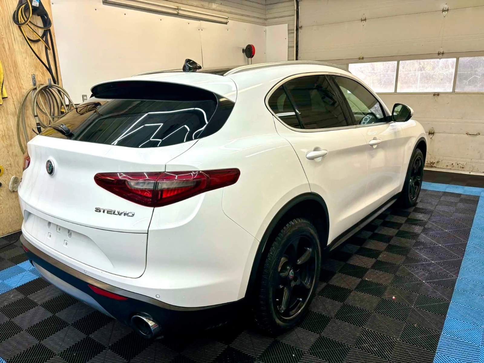 Alfa Romeo Stelvio Q4* DISTRONIC* �������* PANORAMA* ������*  | Mobile.bg � ����������� 4