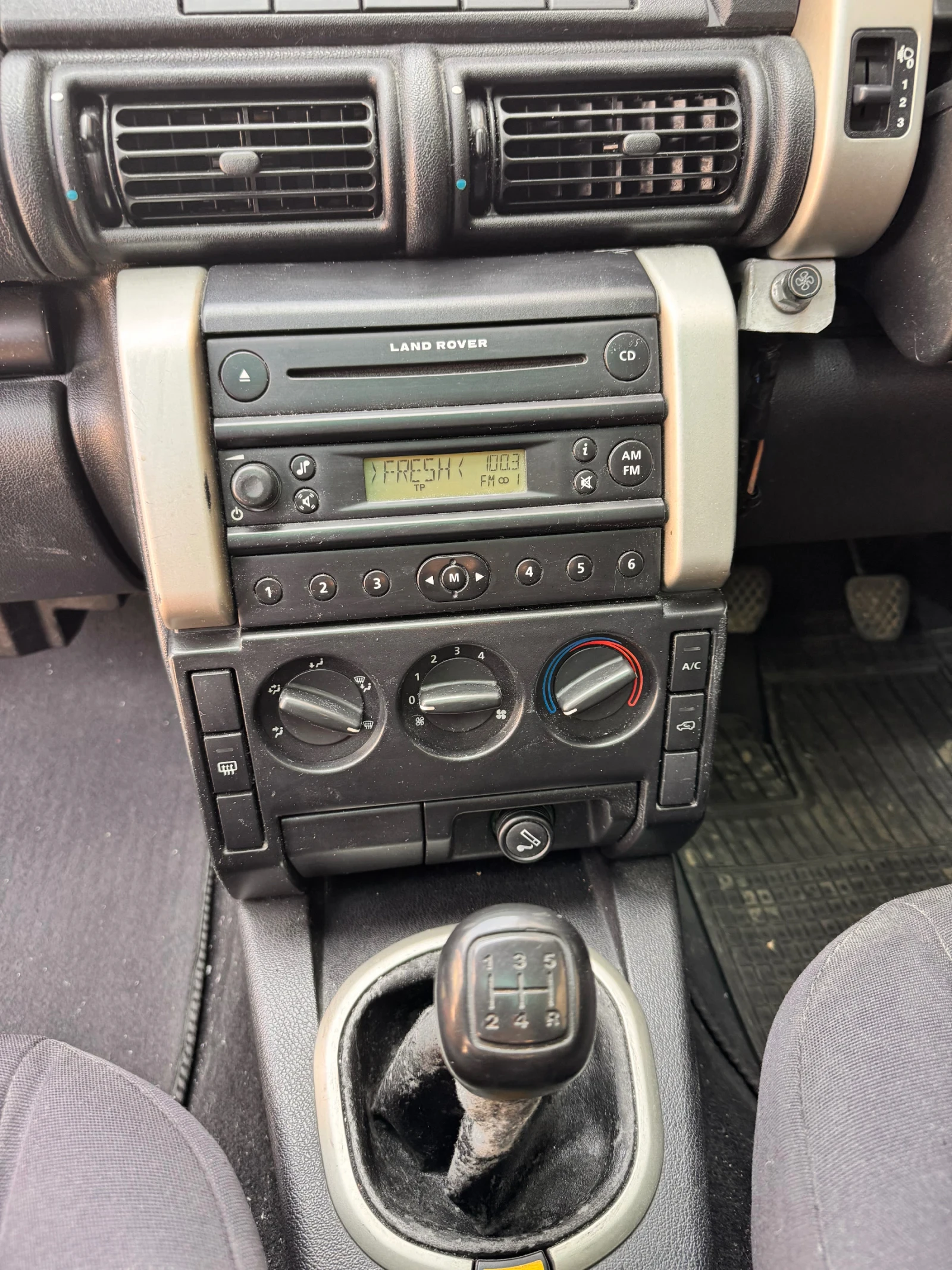 Land Rover Freelander, снимка 9 - Автомобили и джипове - 55336868